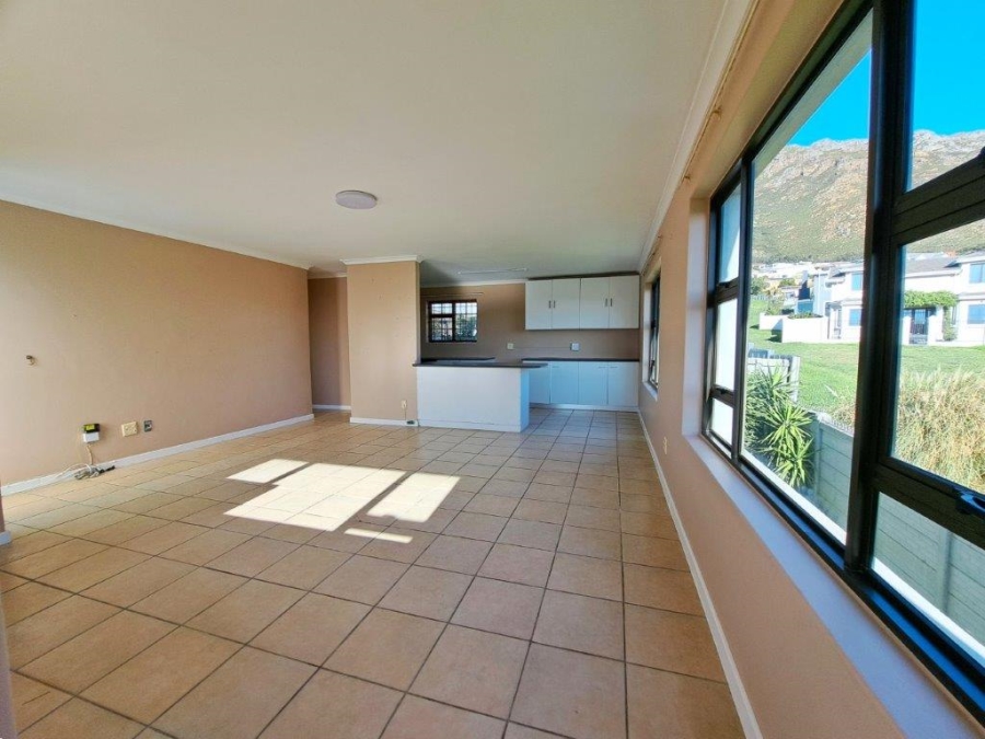 3 Bedroom Property for Sale in Mansfield Western Cape